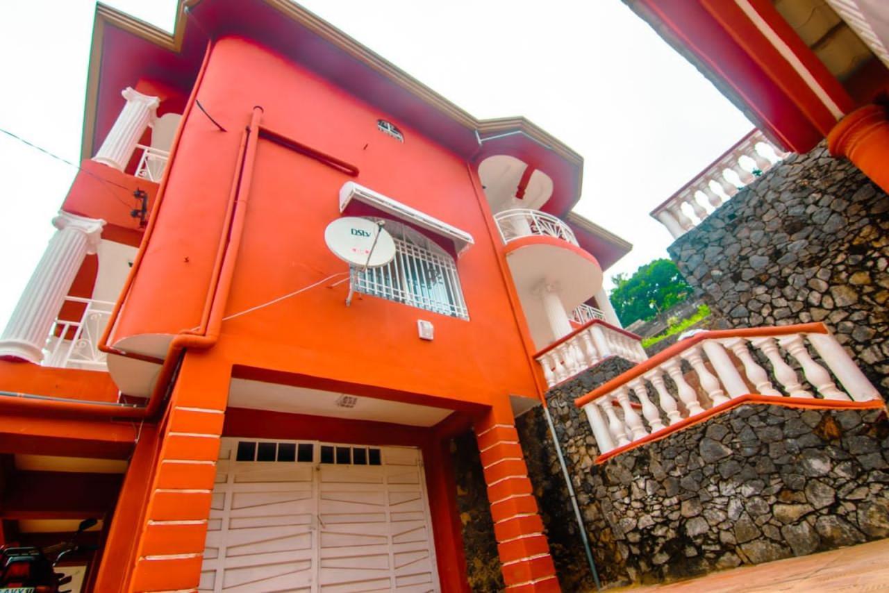 Mountain View Villa Guest House Freetown Exterior foto